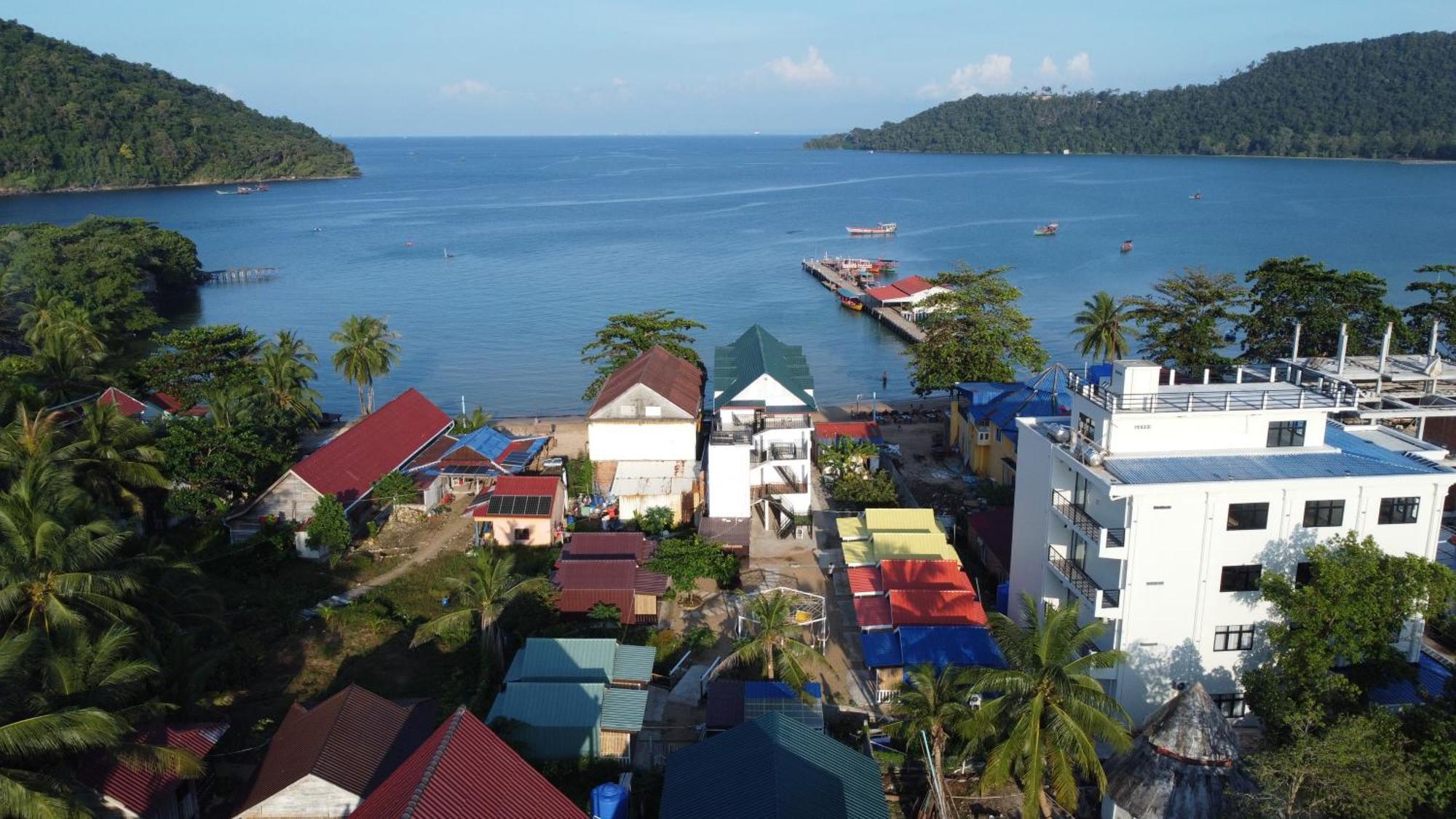 Coral Hotel Koh Rong Sanloem Bagian luar foto